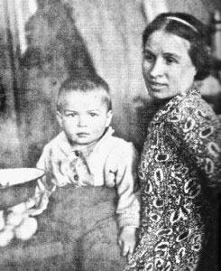 Рудольф Нуреев с матерью Фаридой